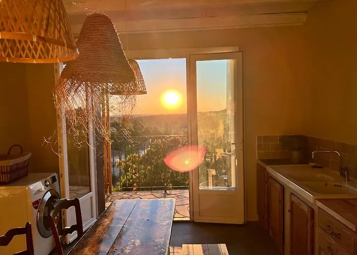 Ferienhaus Designer Townhouse With 2 Stunning Terraces Lafrançaise