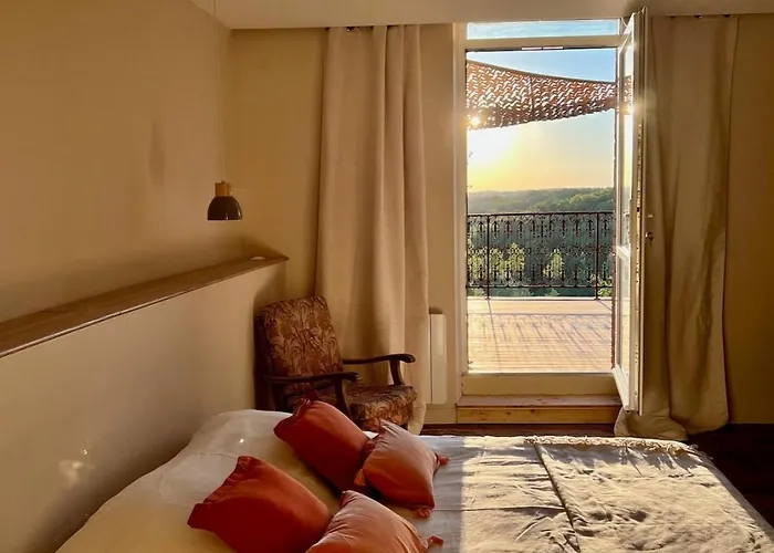 Designer Townhouse With 2 Stunning Terraces Ferienhaus *